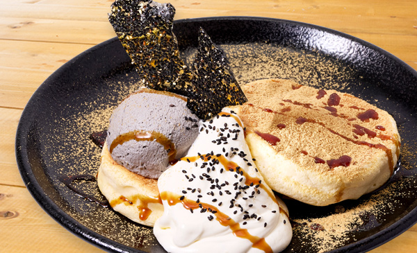 黒ごま＆きなこのリコッタパンケーキ