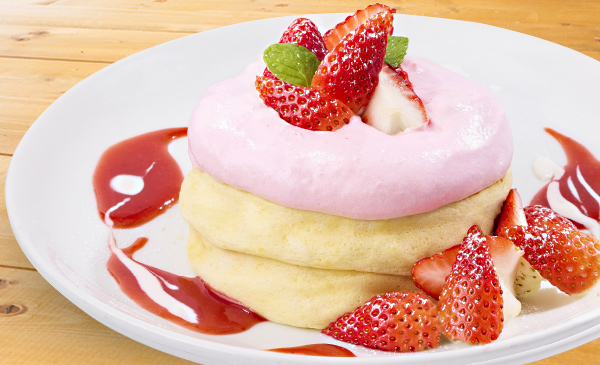 いちごのリコッタパンケーキ